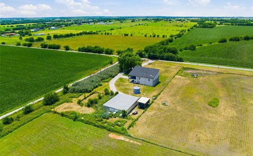 House in Cleburne, Texas, United States 1