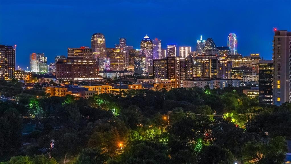 Condo in Dallas, Texas, United States 2 - 18057449