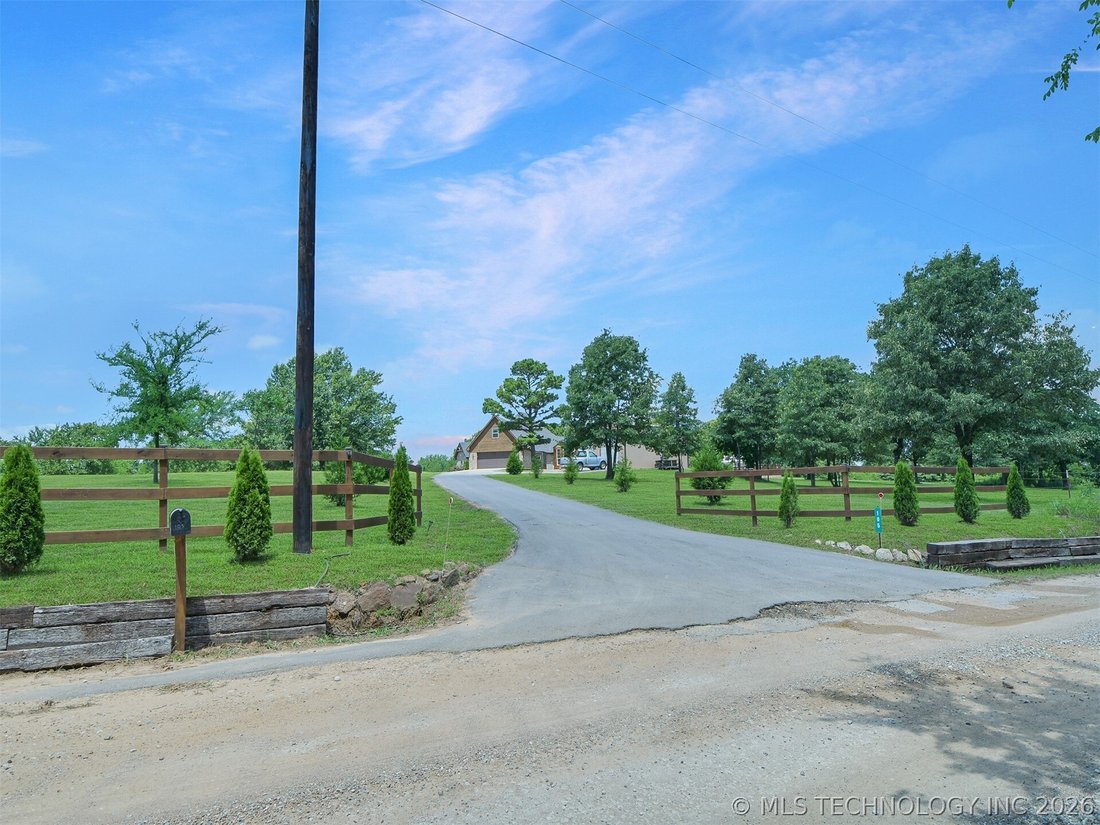 House in Bennington, Oklahoma, United States 3 - 18076063