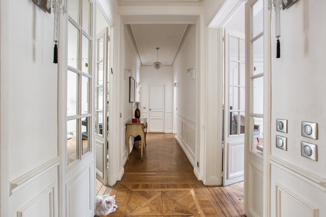 Apartment in Elysées-Madeleine, Paris 8e Arrondissement, Paris 3 - 18075365