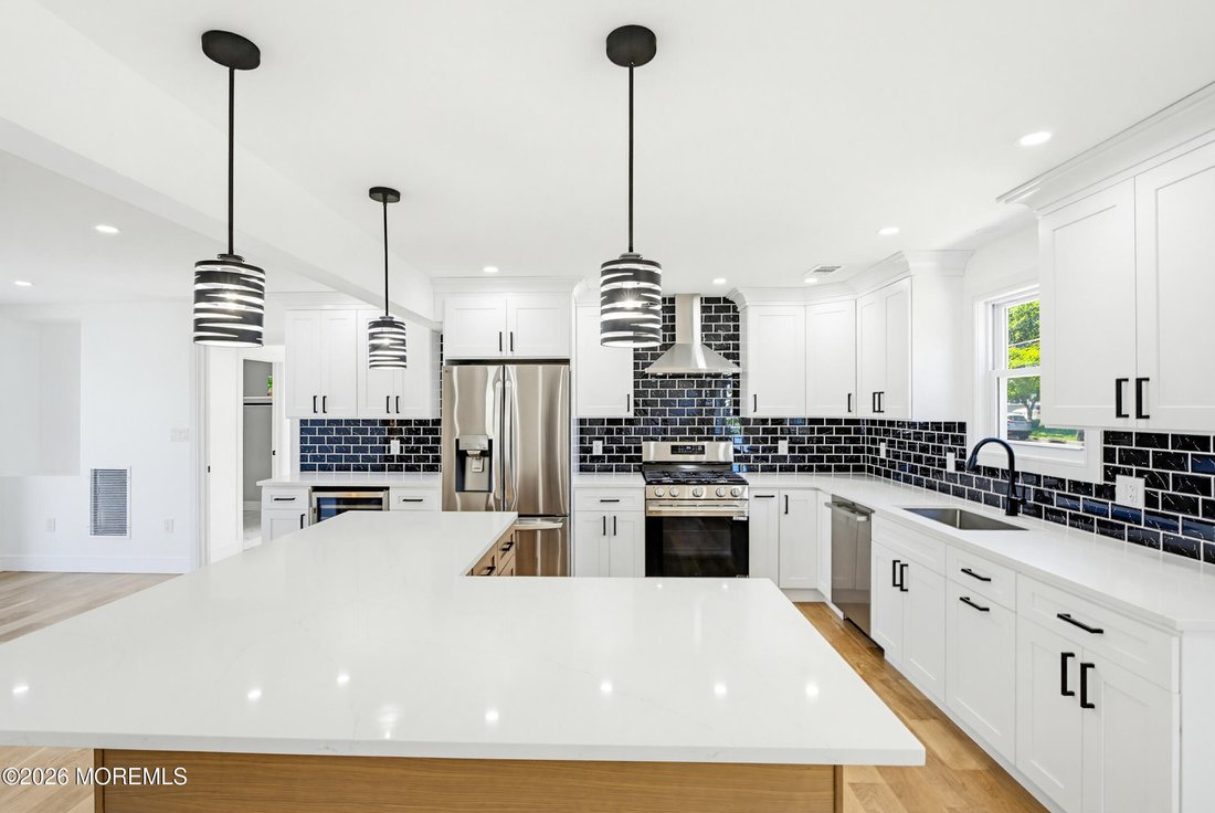 House in Sayreville, New Jersey, United States 3 - 18078385