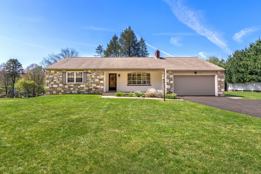 House in Ivyland, Pennsylvania, United States 1 - 18074245