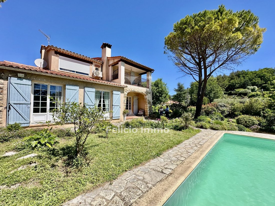 House in Châteauneuf-Grasse, Provence-Alpes-Côte d'Azur, France 1 - 18078067