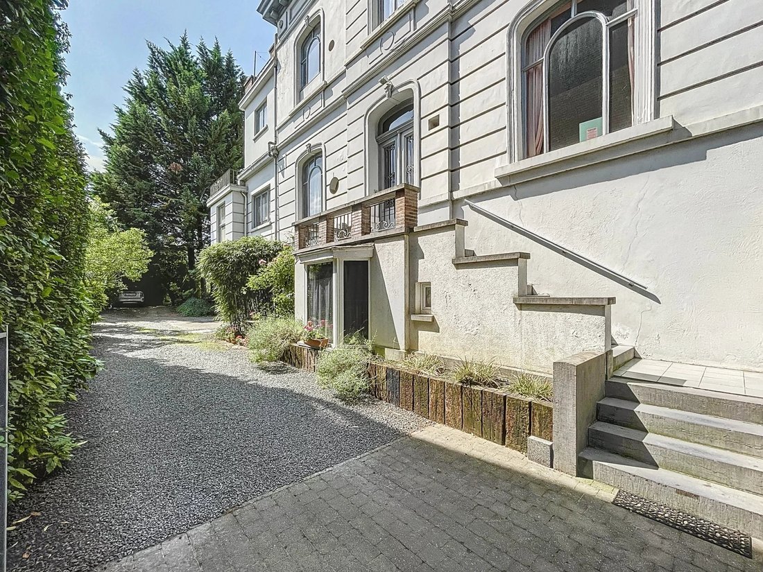 Uccle, Brussels, Belgium 2 - 18073227