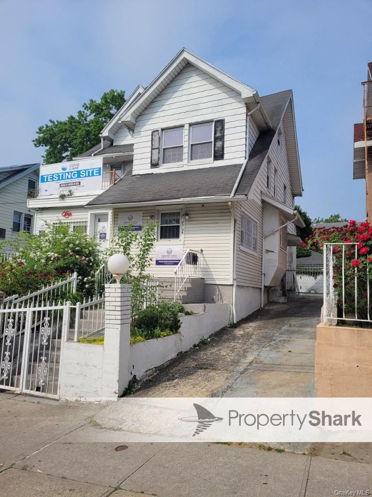 House in New York, New York, United States 1 - 18074621