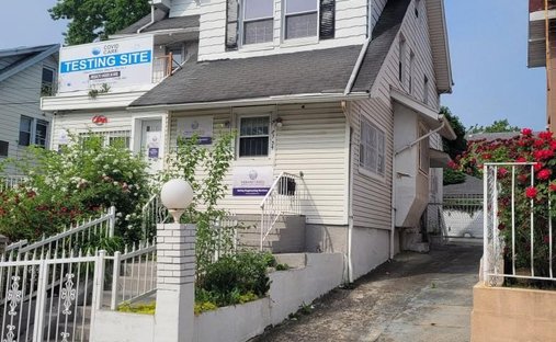 House in New York, New York, United States 1