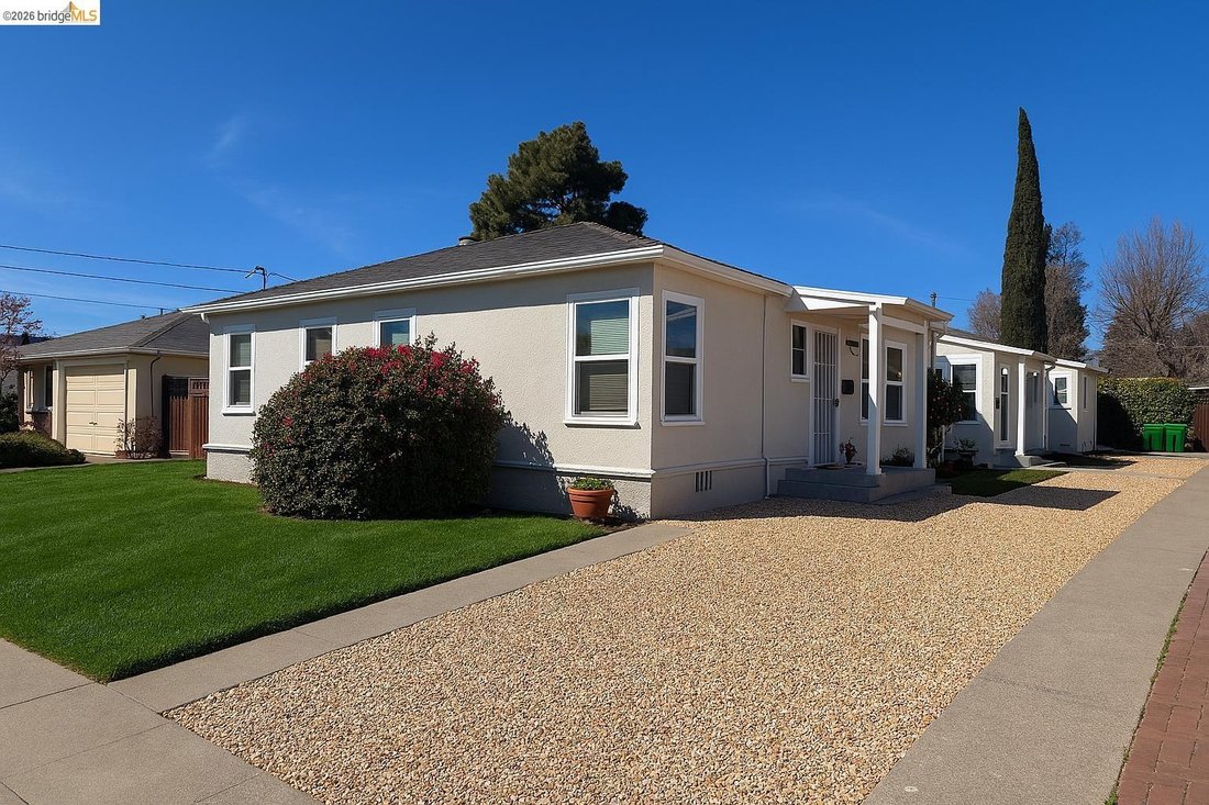House in San Leandro, California, United States 1 - 17703067