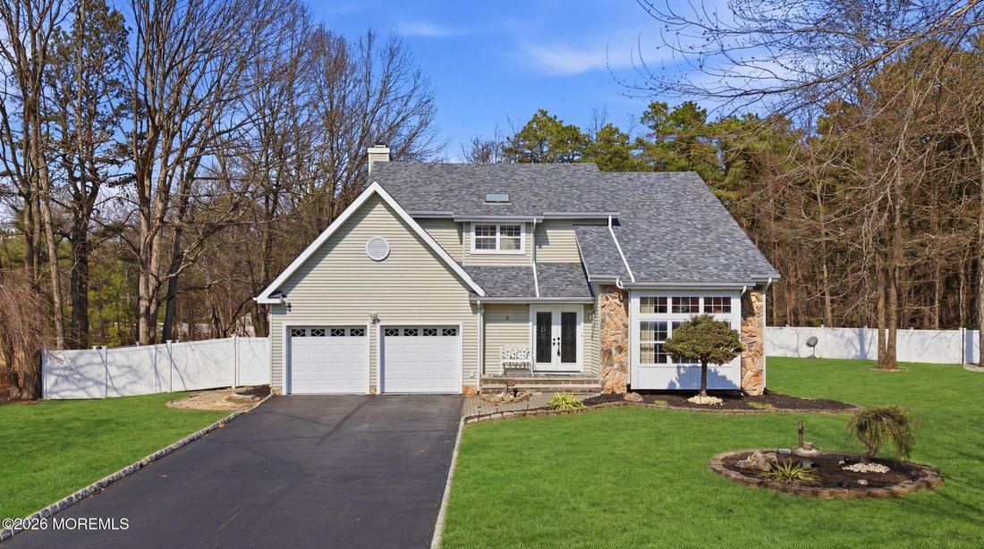 House in Old Bridge Township, New Jersey, United States 1 - 18074346