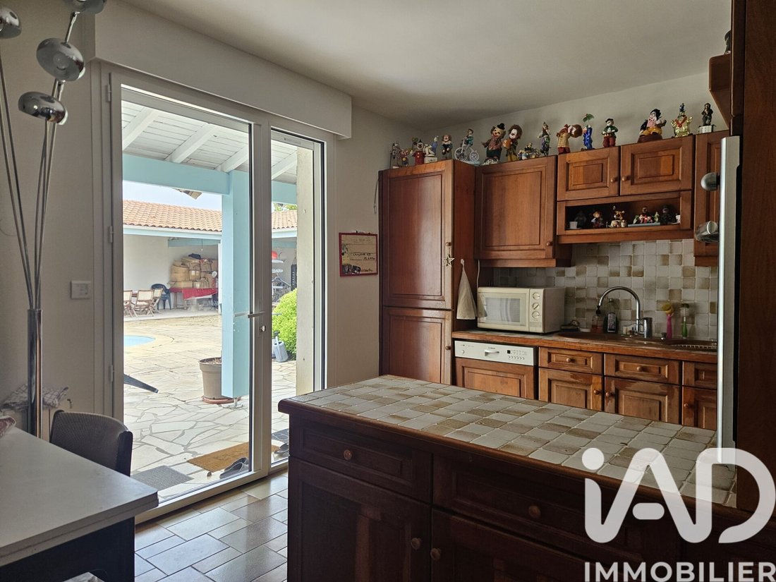 House in Dompierre-sur-Mer, Nouvelle-Aquitaine, France 4 - 18076895