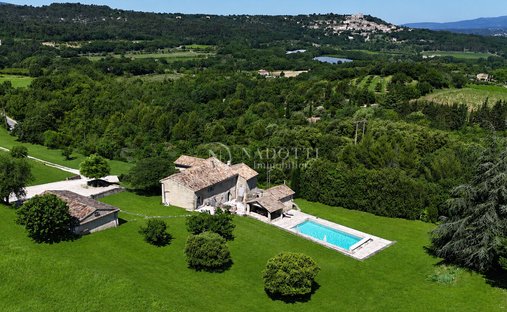House in Bonnieux, Provence-Alpes-Côte d'Azur, France 1