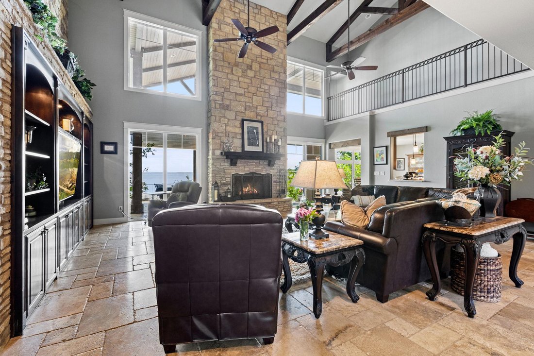 House in Buchanan Dam, Texas, United States 4 - 18072213