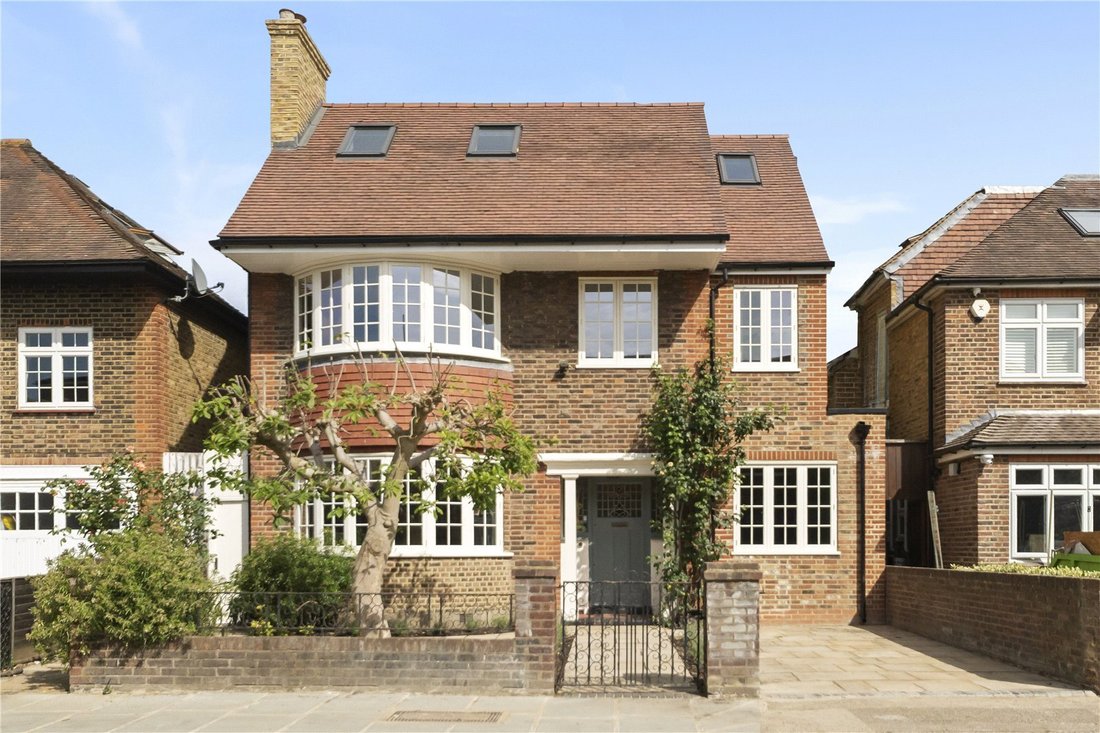 House in Castelnau, Richmond Upon Thames, England 2 - 18075787