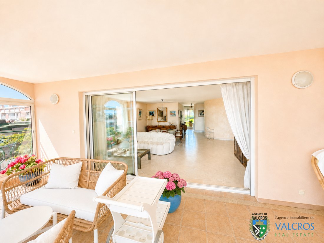 Apartment in Centre Ville, Carqueiranne, France 2 - 18075399