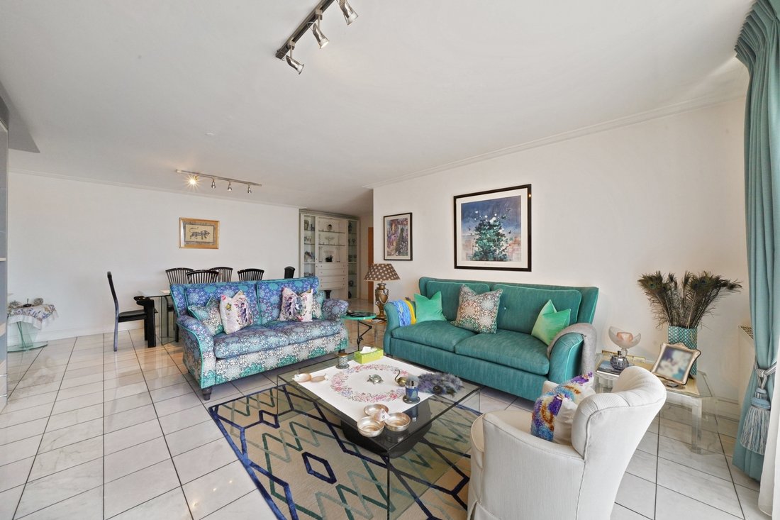 Apartment in Brook Green, Hammersmith and Fulham, England 3 - 18074458