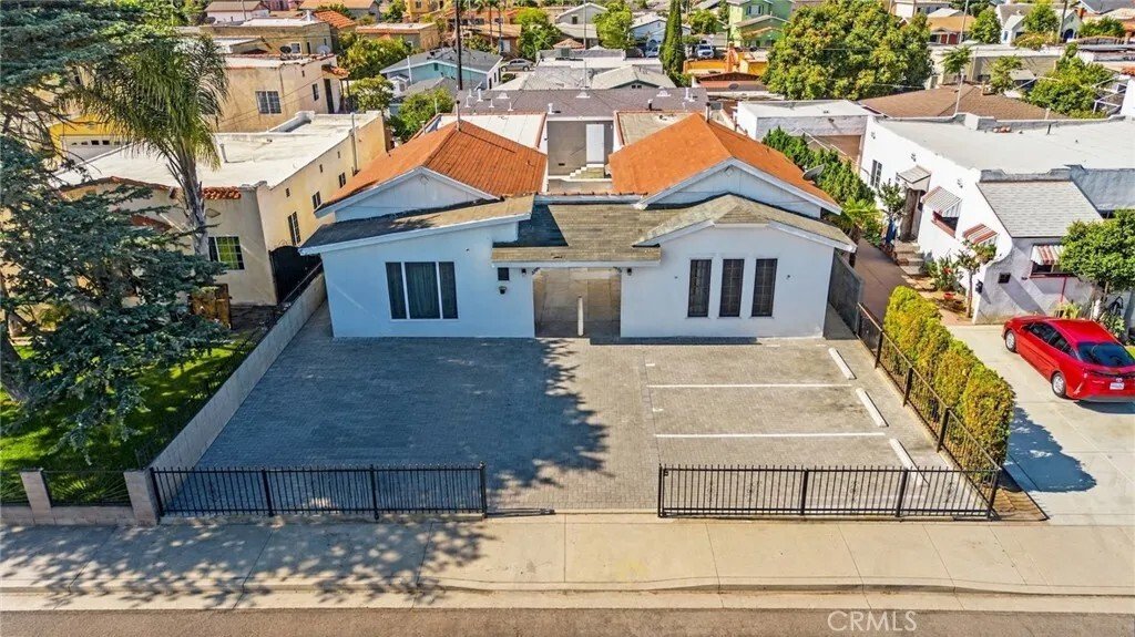 Huntington Park, California, United States 1 - 18075343