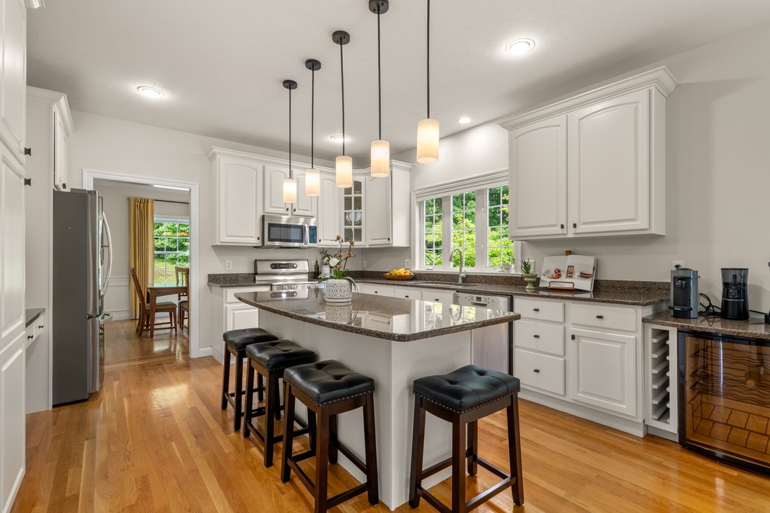 House in Southborough, Massachusetts, United States 3 - 18072706
