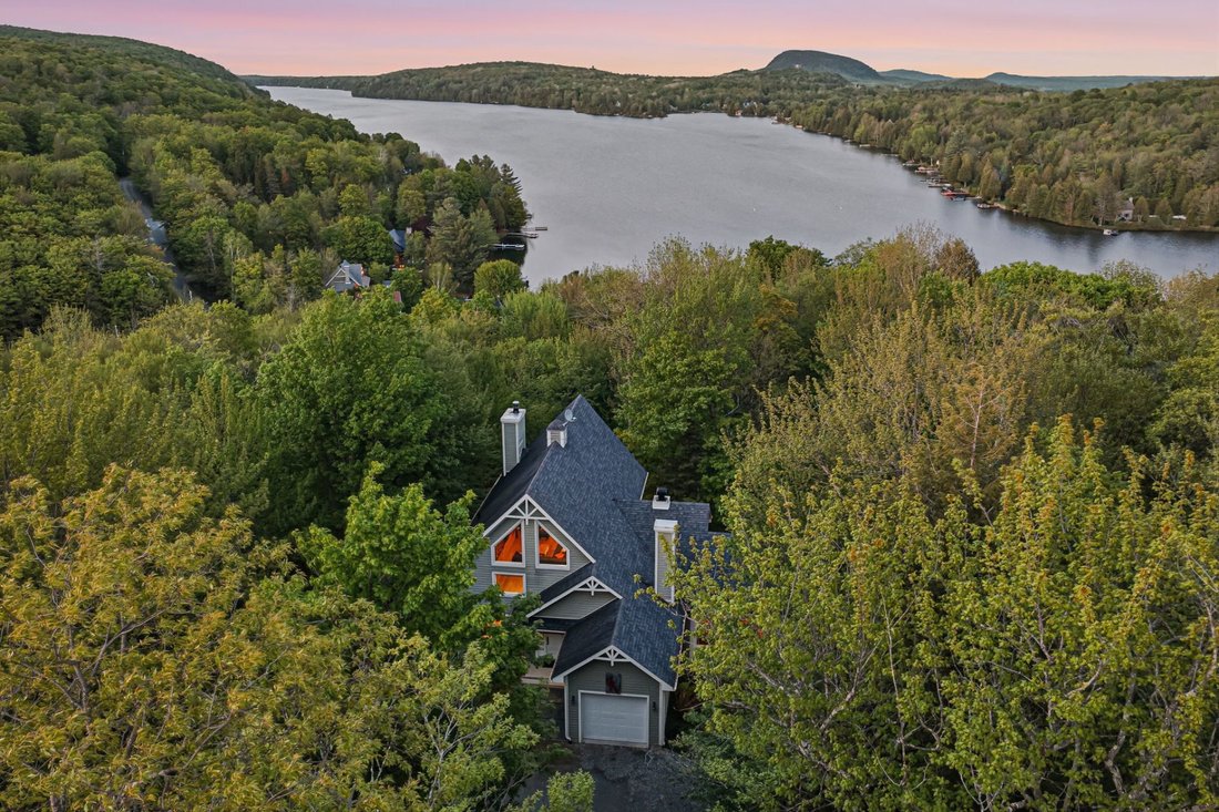 House in Bonsecours, Quebec, Canada 1 - 18076652