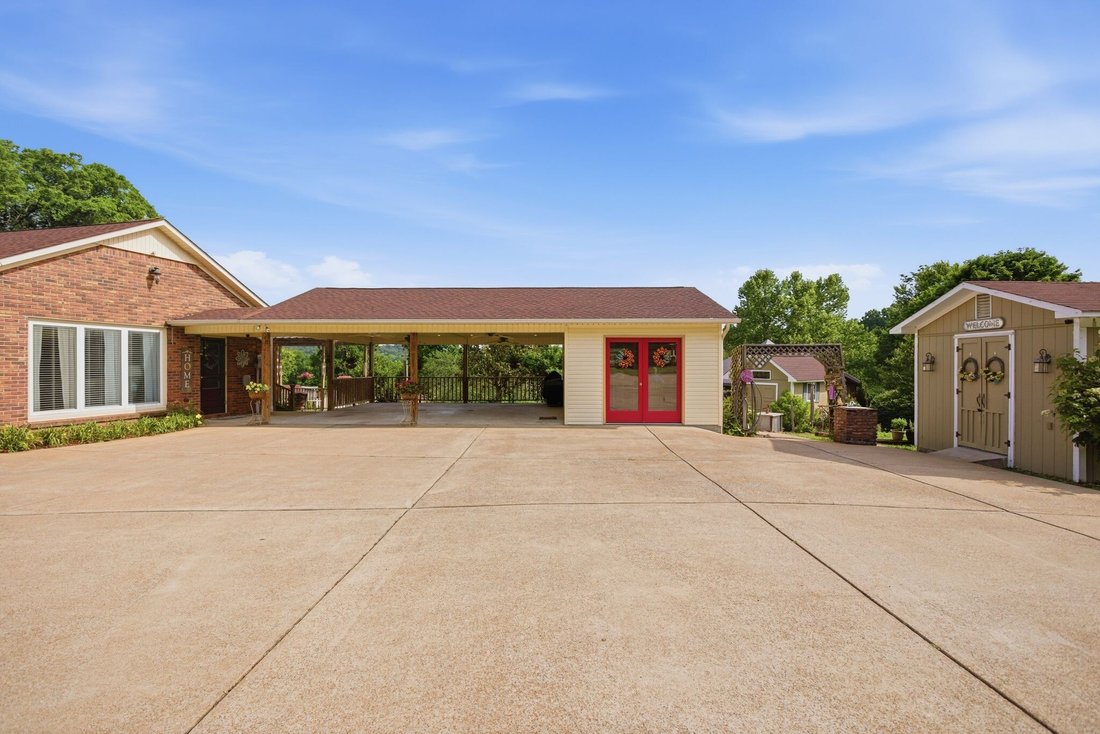 House in Pulaski, Tennessee, United States 3 - 18076252