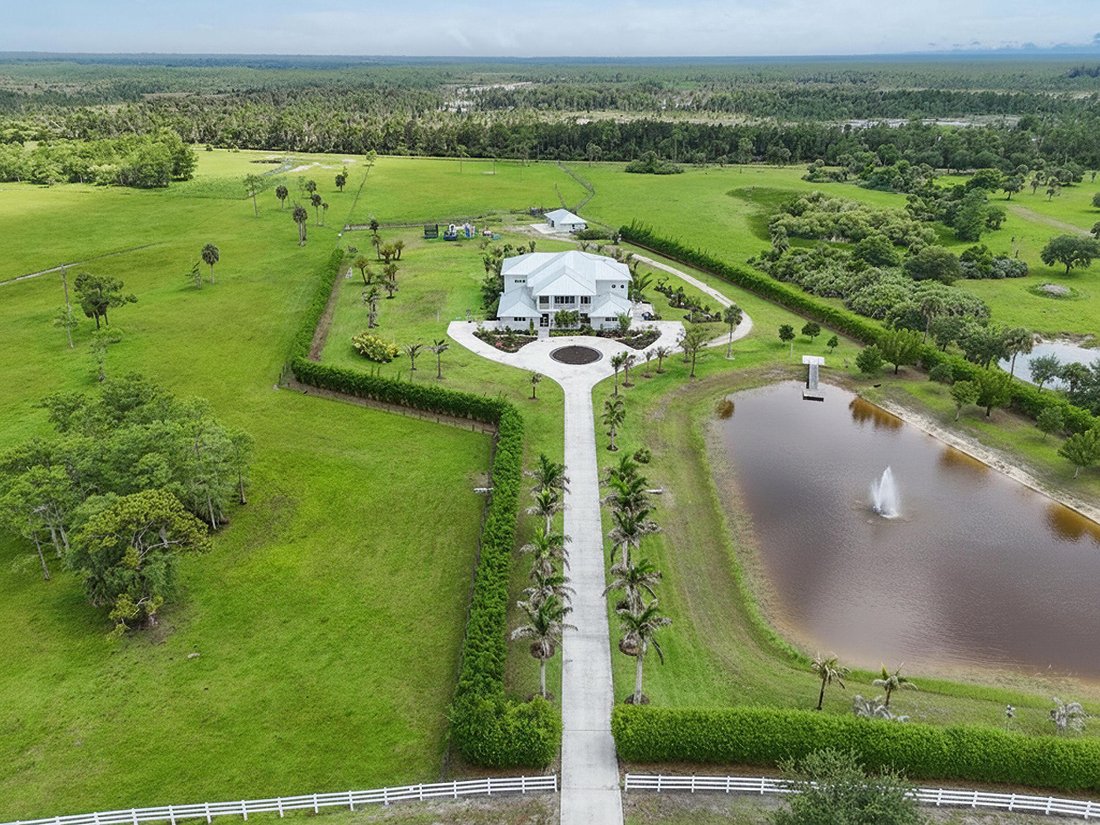 House in Indiantown, Florida, United States 1 - 18072816