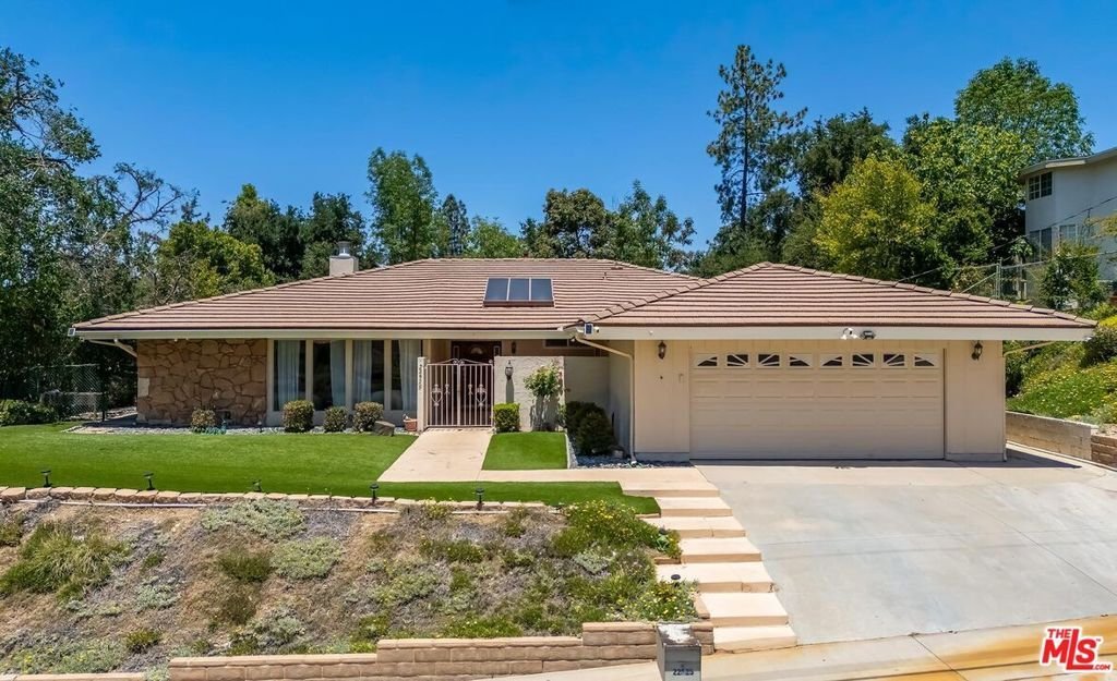 House in Hidden Hills, California, United States 1 - 18074815