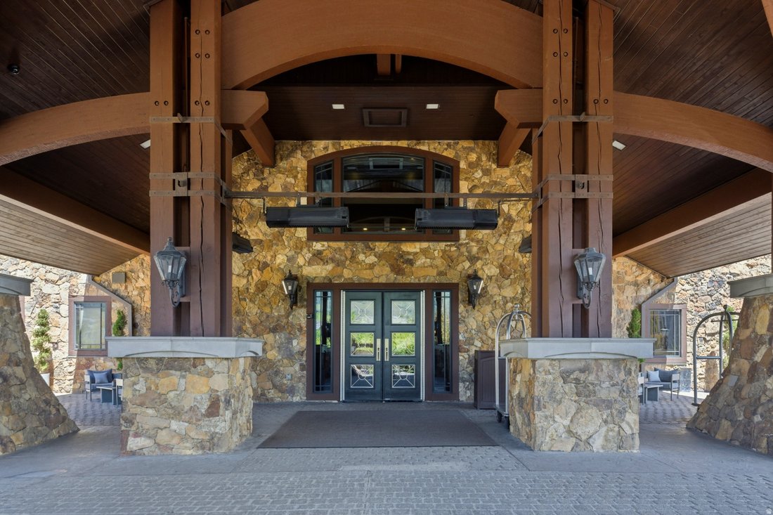 Condo in Park City, Utah, United States 5 - 18076449
