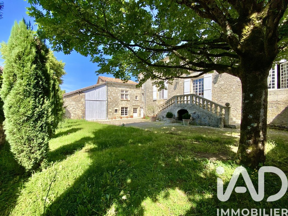 House in Montagnac-sur-Auvignon, Nouvelle-Aquitaine, France 1 - 18076122