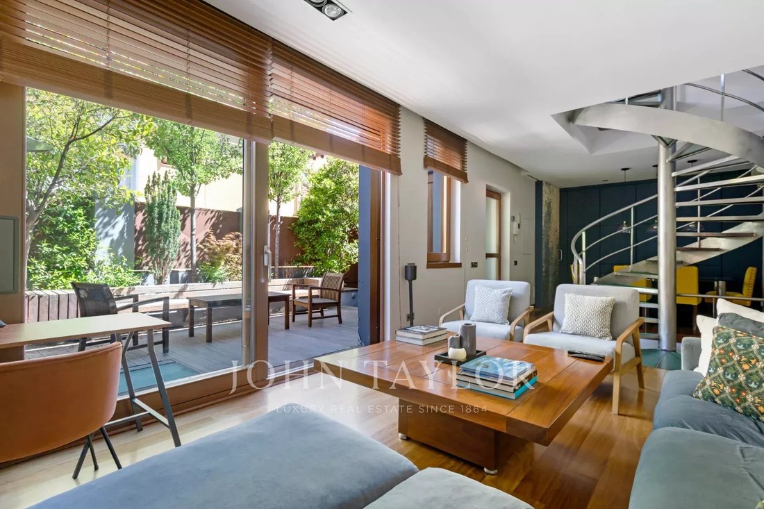 Townhouse in Chamartín, Madrid, Spain 1 - 18073328