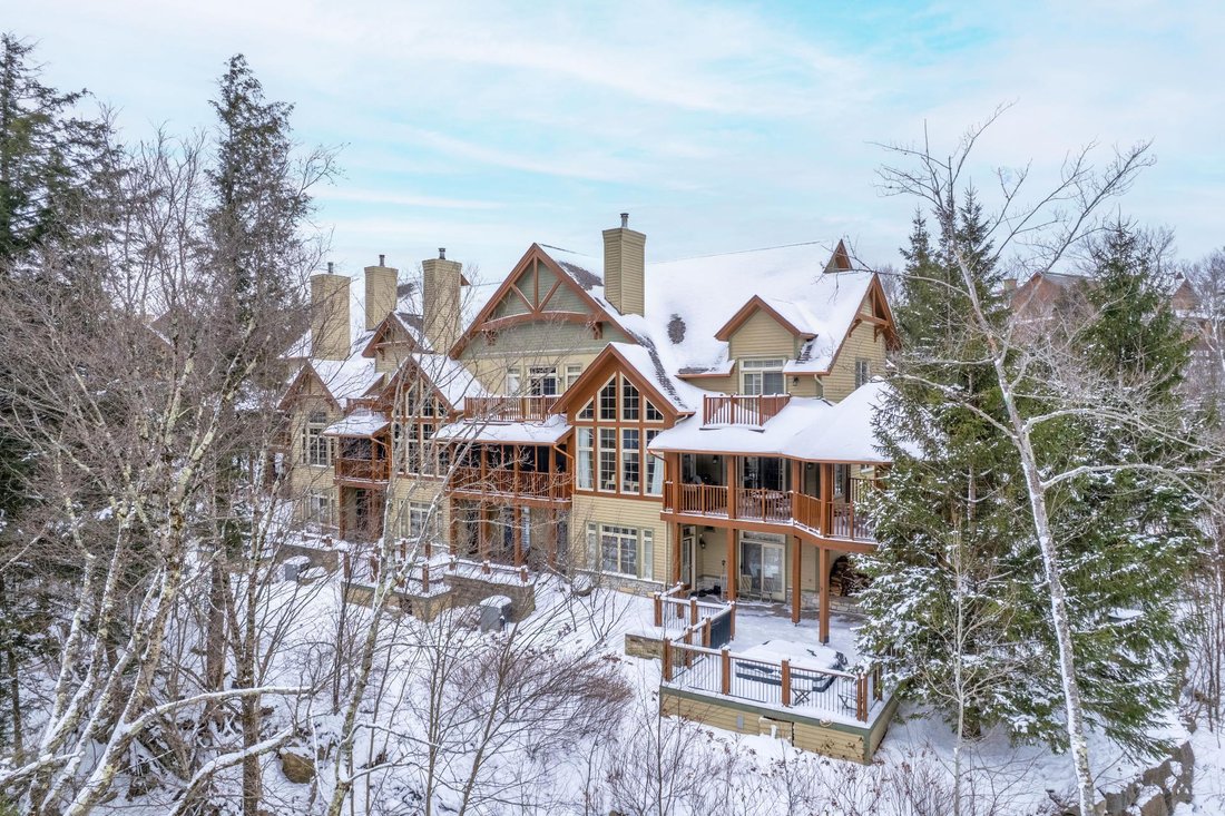 Condo in Mont-Tremblant, Quebec, Canada 3 - 16762784