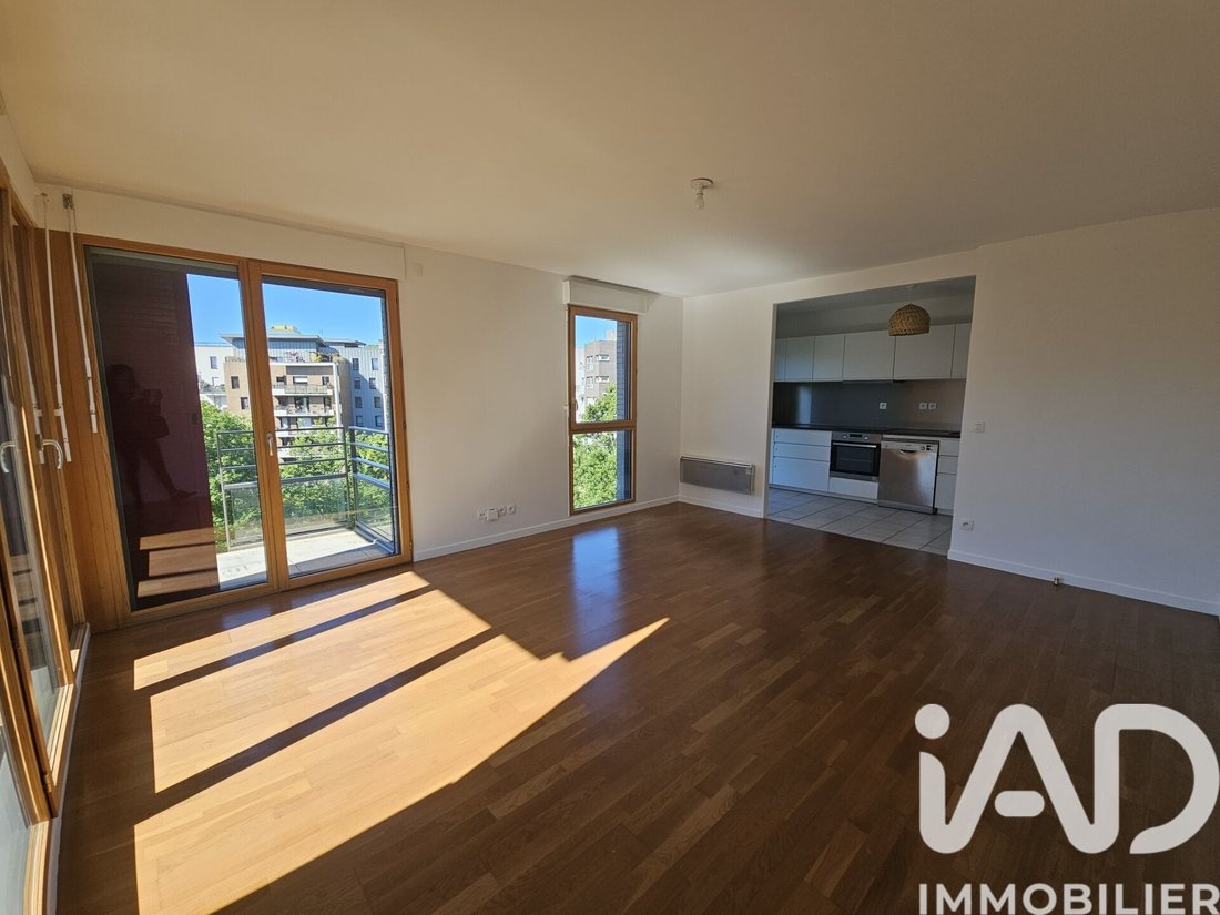 Apartment in Voltaire-Grésillons, Asnières-sur-Seine, France 1 - 18076761