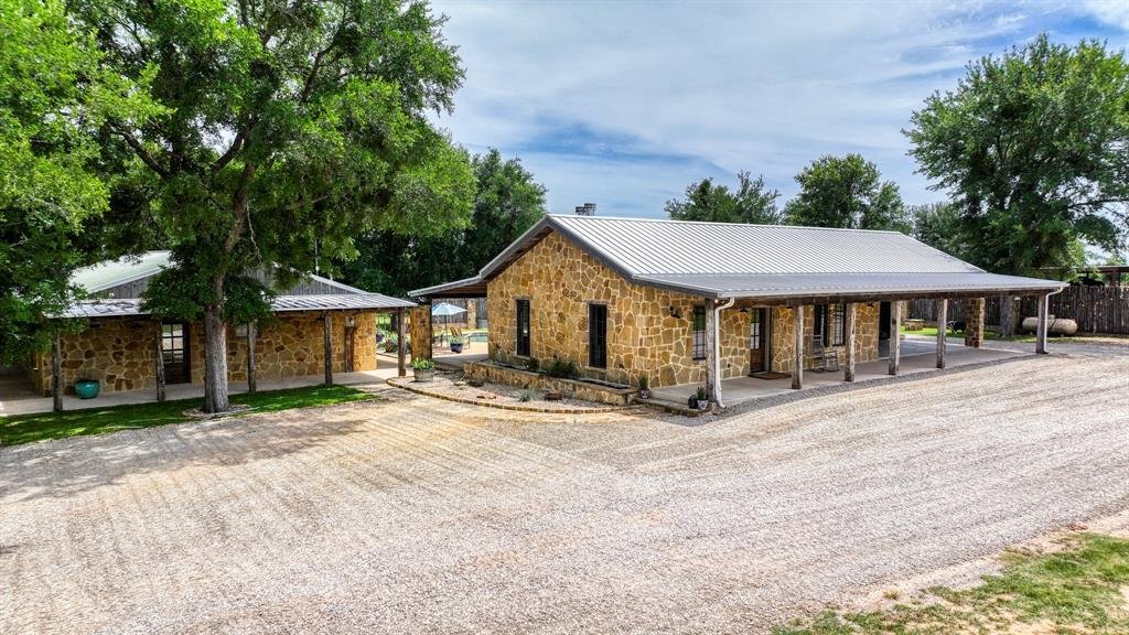 House in Weatherford, Texas, United States 2 - 18075638