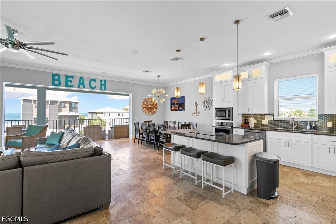House in Fort Myers Beach, Florida, United States 5 - 18071544