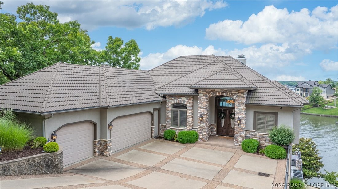 House in Sunrise Beach, Missouri, United States 1 - 18074616