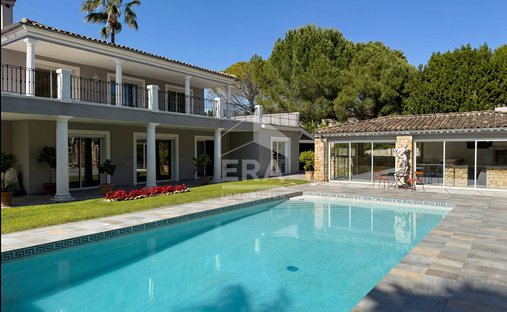 Villa in Mougins, Provence-Alpes-Côte d'Azur, France 1