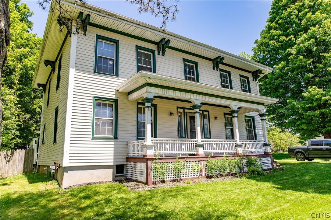 House in Camillus, New York, United States 3 - 18074357