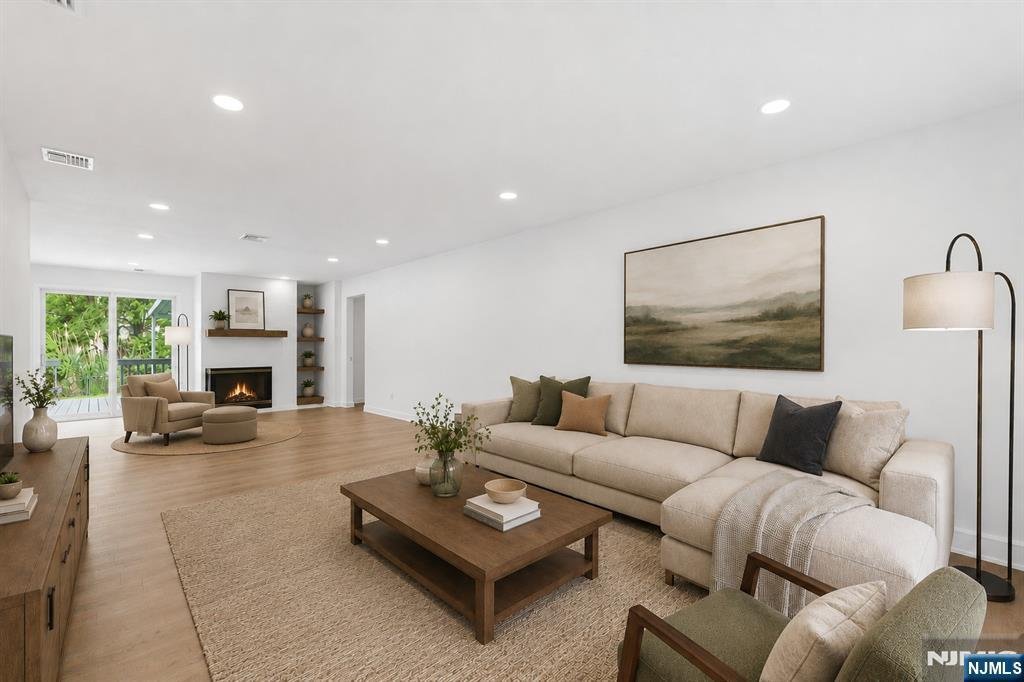 House in Paramus, New Jersey, United States 3 - 18079496