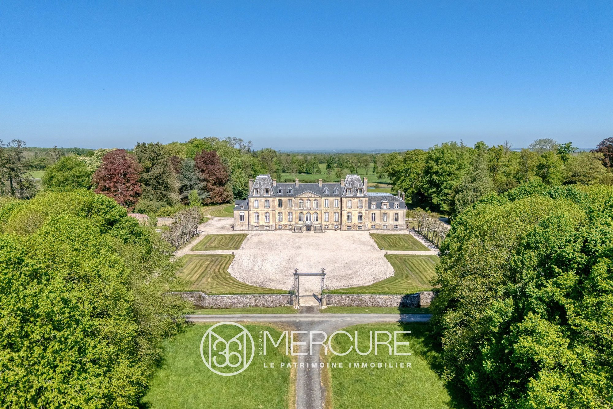 Proximity Bayeux Elegant 18th Century Chateau With 60 Ha Park