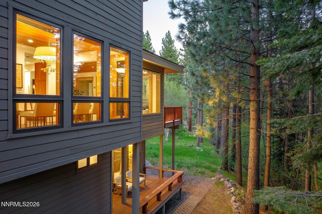 Condo in Incline Village, Nevada, United States 2 - 18074513