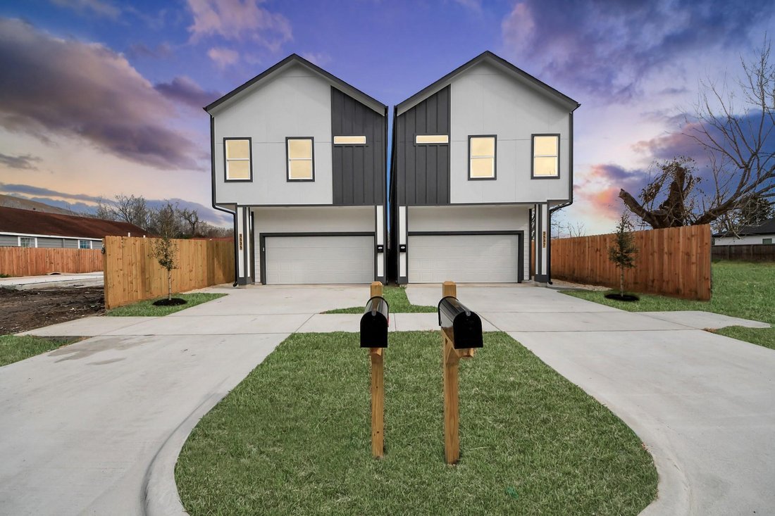 Houston, Texas, United States 1 - 18075753