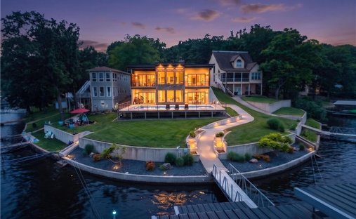 House in Gravois Mills, Missouri, United States 1