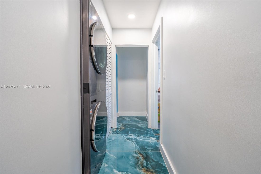House in Miami, Florida, United States 3 - 18074986