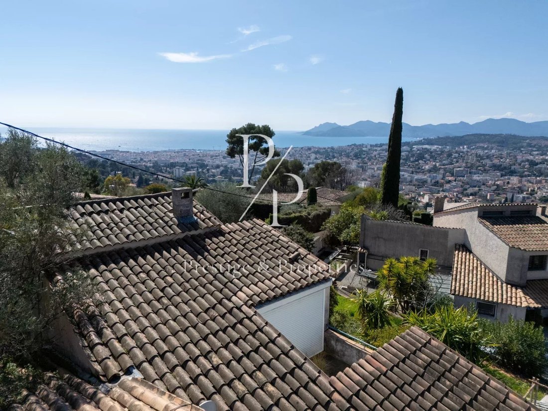 Villa in Riquebonne-Ferratone-Pizou, Vallauris, France 5 - 18073192