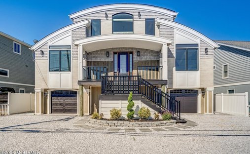 House in Stafford Township, New Jersey, United States 1