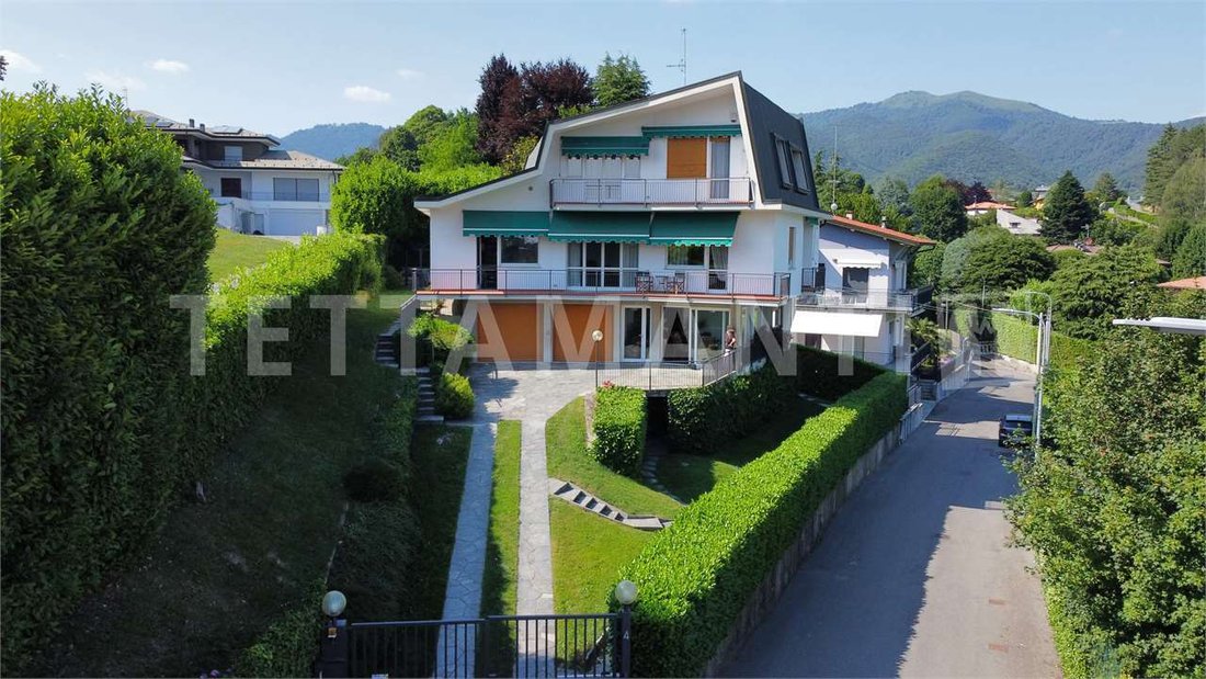 Villa in Tavernerio, Lombardy, Italy 1 - 18076510