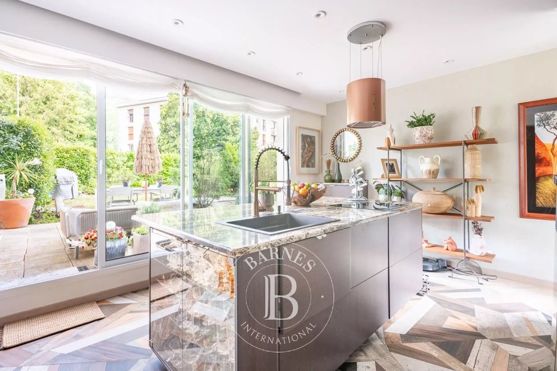 Apartment in Victor Hugo-Belvédère, Saint-Germain-en-Laye, France 1 - 18073125