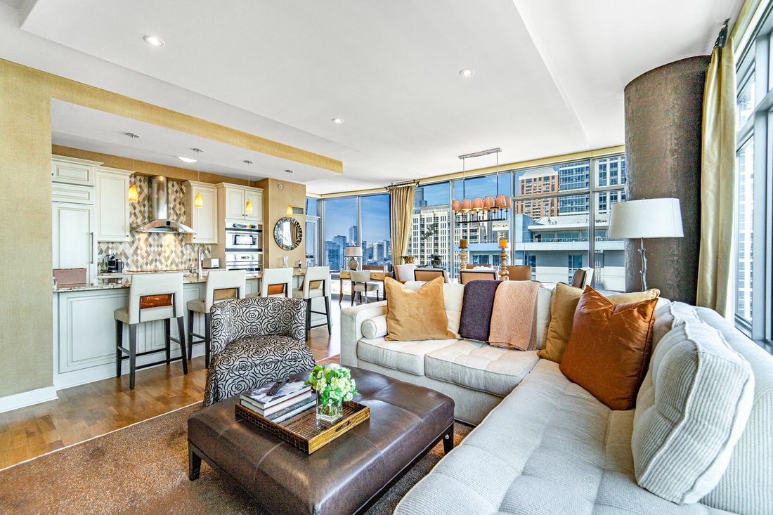 Apartment in Chicago, Illinois, United States 3 - 18072041