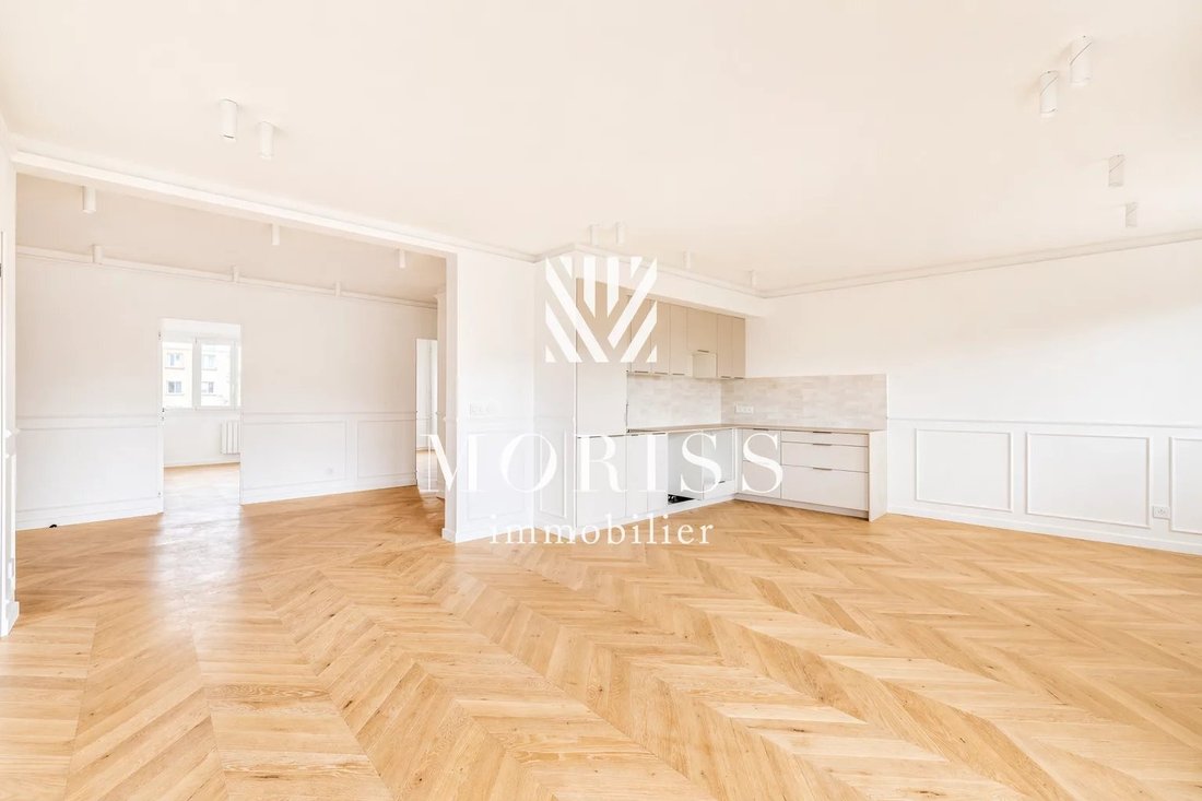 Apartment in Auteuil Sud, Paris 16e Arrondissement, Paris 5 - 18076937