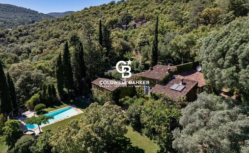 House in La Garde-Freinet, Provence-Alpes-Côte d'Azur, France 1