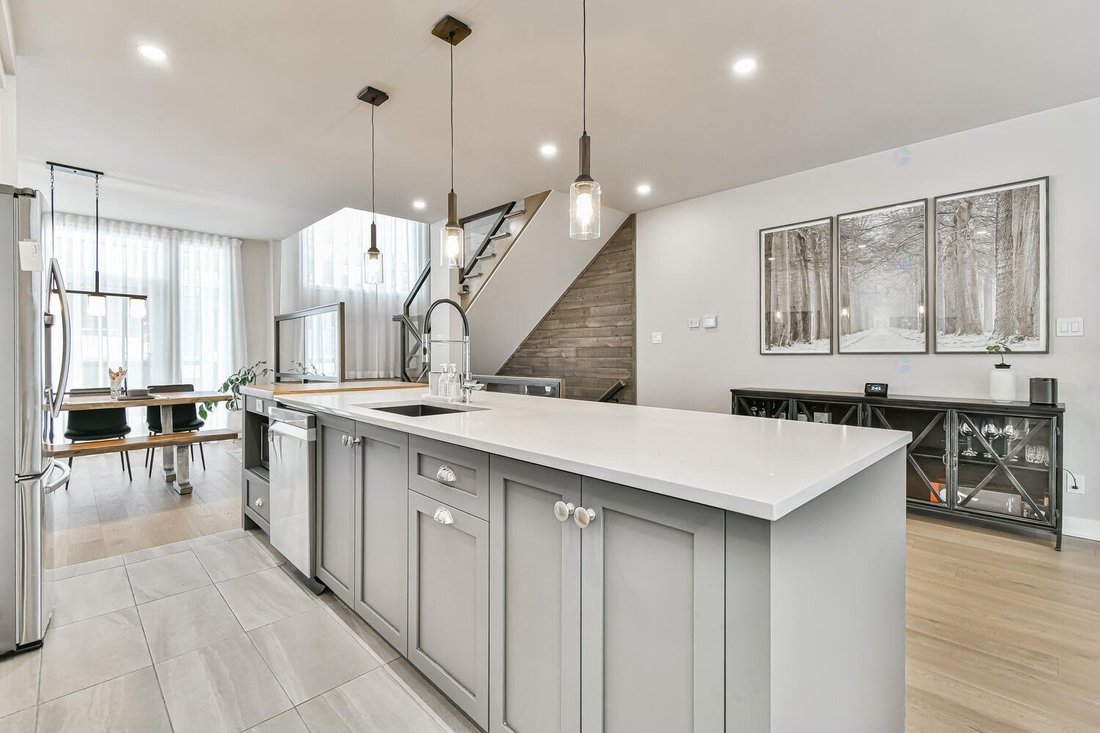 House in Mont-Tremblant, Quebec, Canada 3 - 17015536