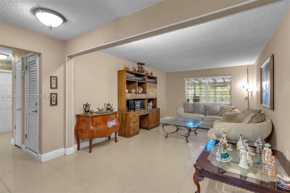 House in Miami, Florida, United States 5 - 18074943