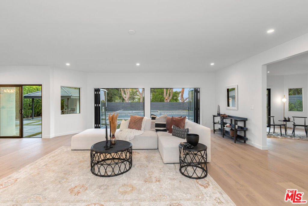 House in Los Angeles, California, United States 1 - 18074776